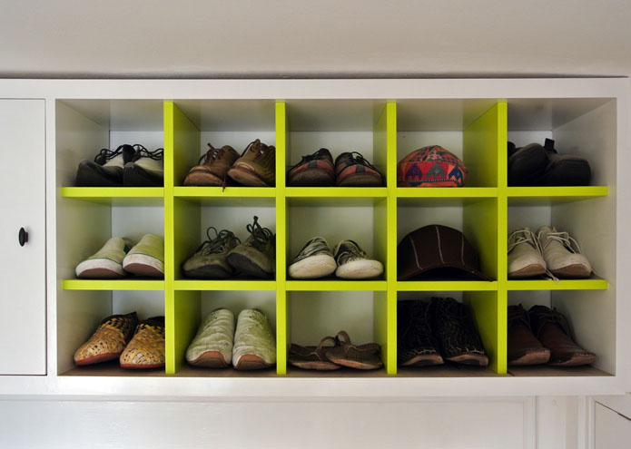 two shoe cabinets: one for him... - photo 22